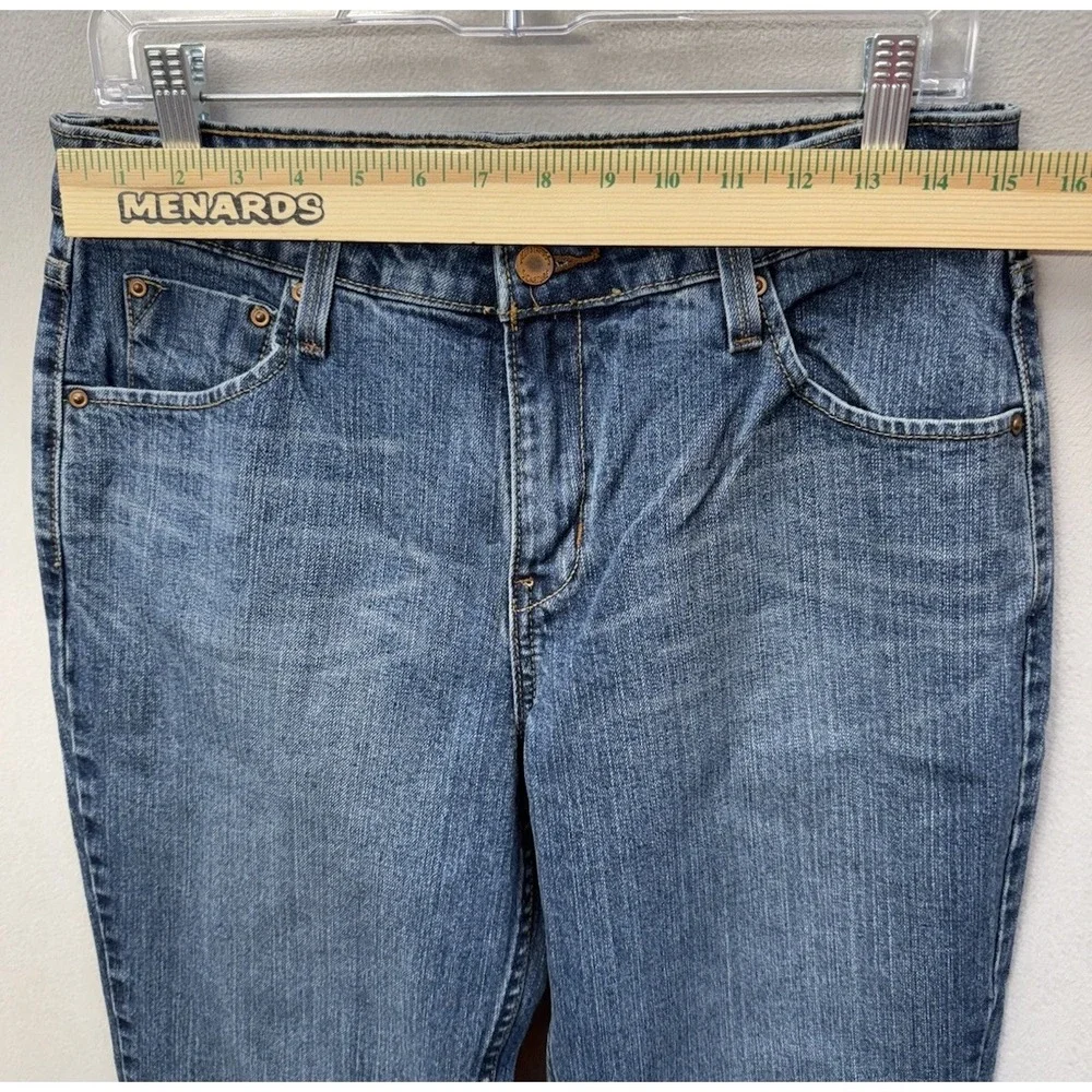 Levi Strauss Jeans Women's Sz Misses 10 Mid-Rise Bootcut‎ Signature Blue Denim - Picture 4 of 8